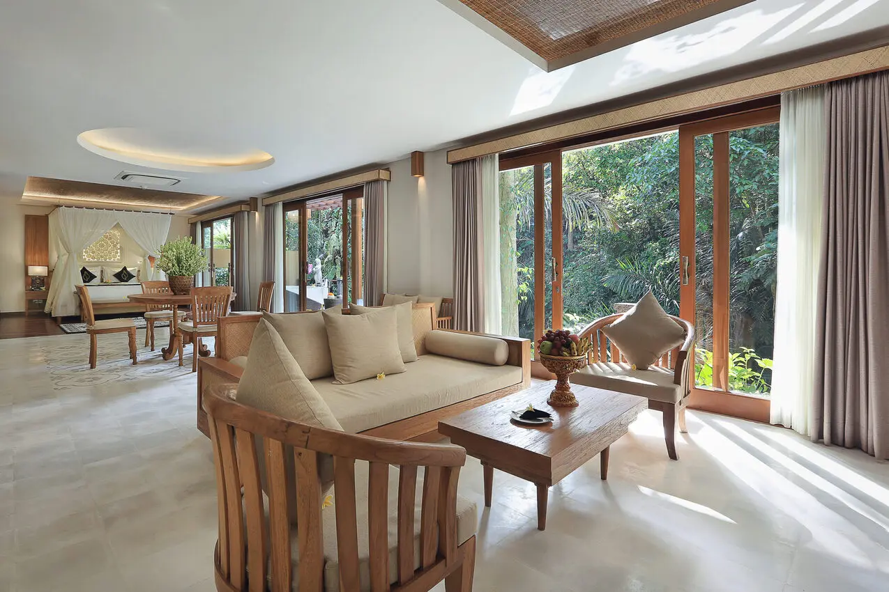 Royal_Suite_With_Spa_Bath28