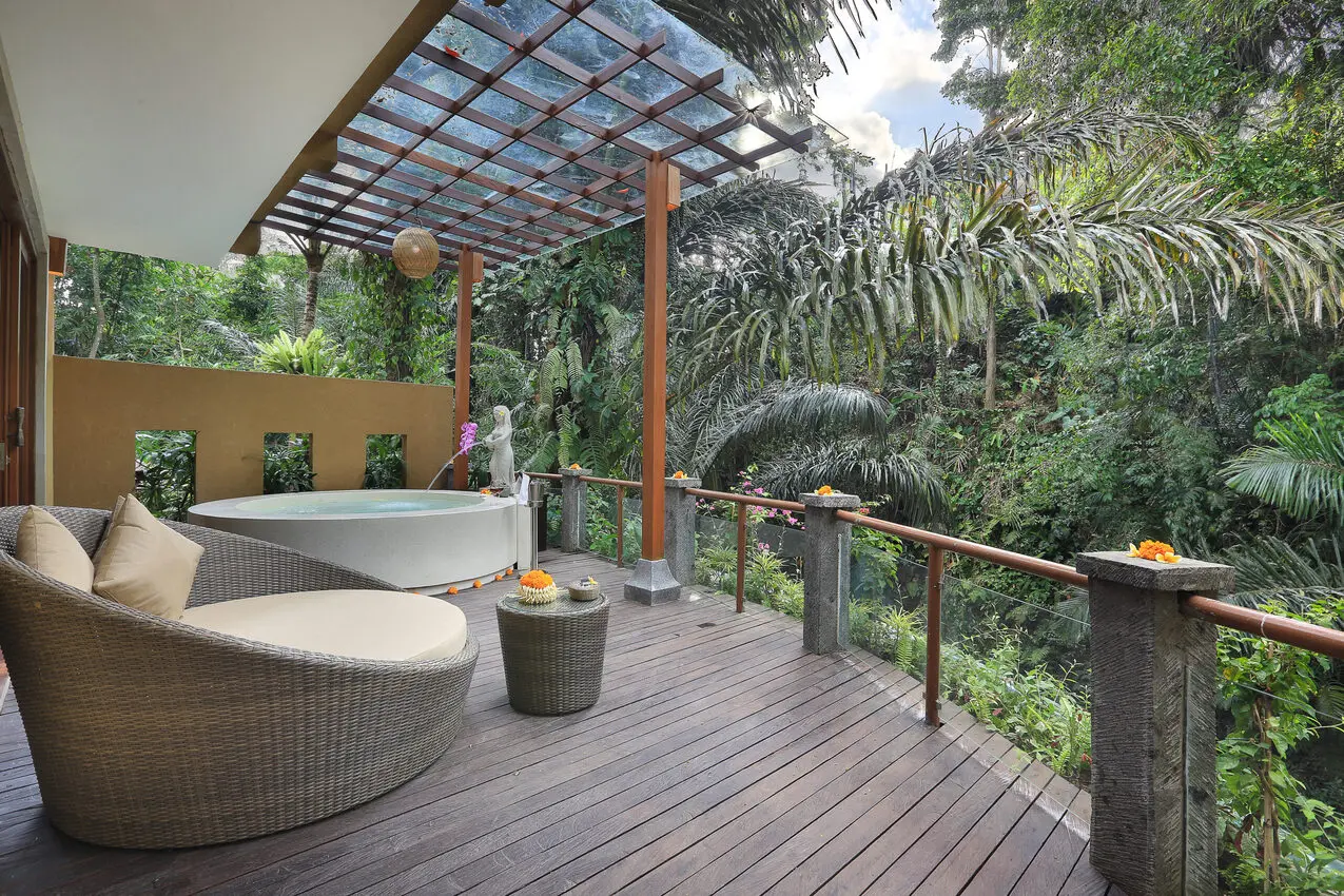 Royal_Suite_With_Spa_Bath30